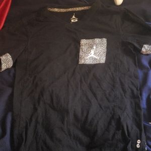 Jordan elaphant print pocket tee medium youth